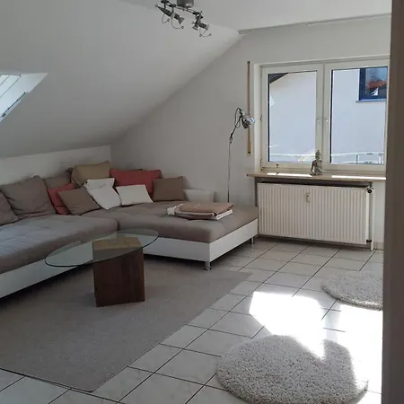 Helle Schoene Dachgeschosswohnung Mit Balkon Stockach Exterior photo