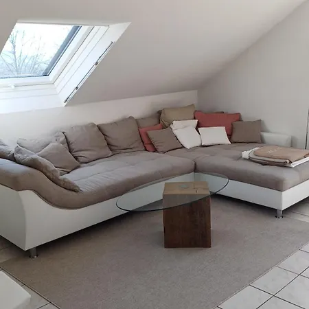 Helle Schoene Dachgeschosswohnung Mit Balkon Stockach Exterior photo