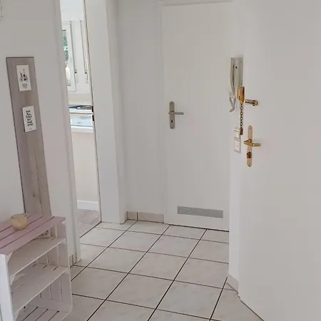 Helle Schoene Dachgeschosswohnung Mit Balkon Stockach Exterior photo